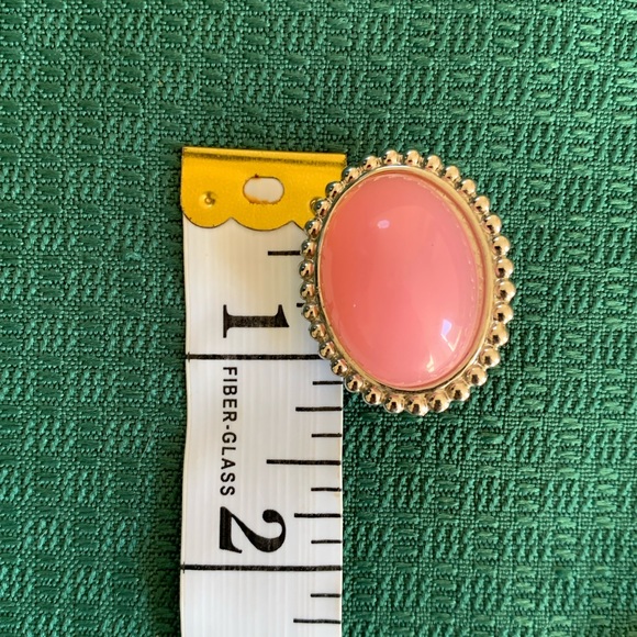 Pink Oval Plastic Gem Earrings Vintage Silver Tone Post Back - Picture 7 of 7